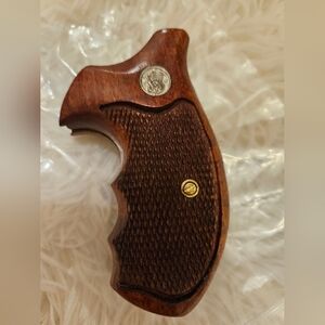 Brown Wooden Grip